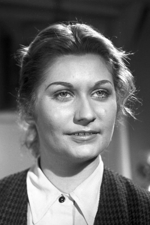 Alicja Migulanka as Reunion Participant