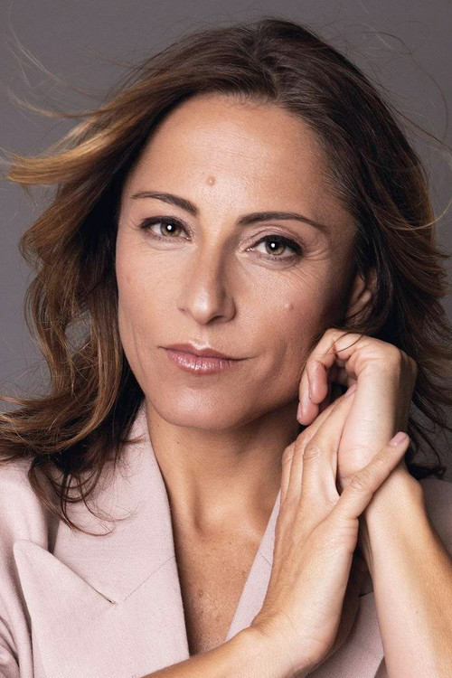 Constanza Santa María as Self - Panelist