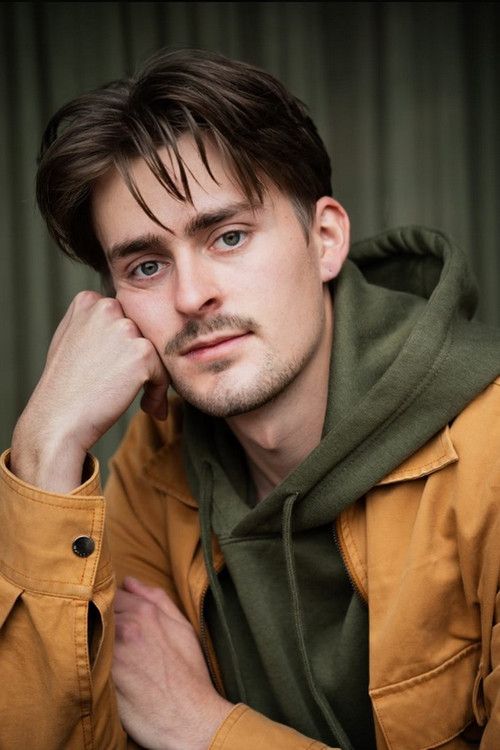 Fredrik Siebel as Janus