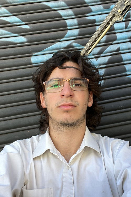 Mauricio Ovejero as Amigazo