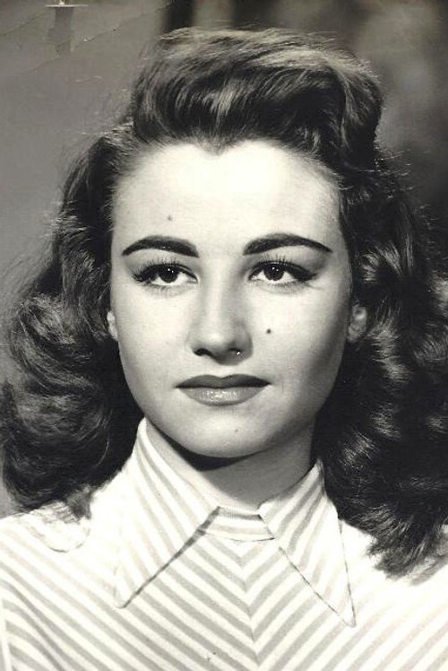 María Luz Galicia as Gina