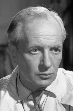 Tadeusz Woźniak as "Millionaire's" Father