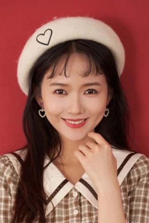 Wang Yaqi as Cheng Man Yue