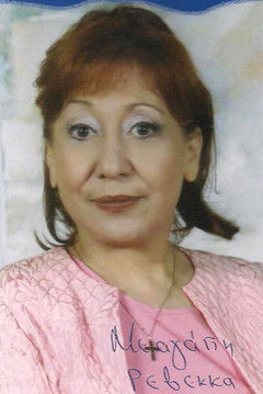 Ρεβέκκα Αποστολοπούλου as 