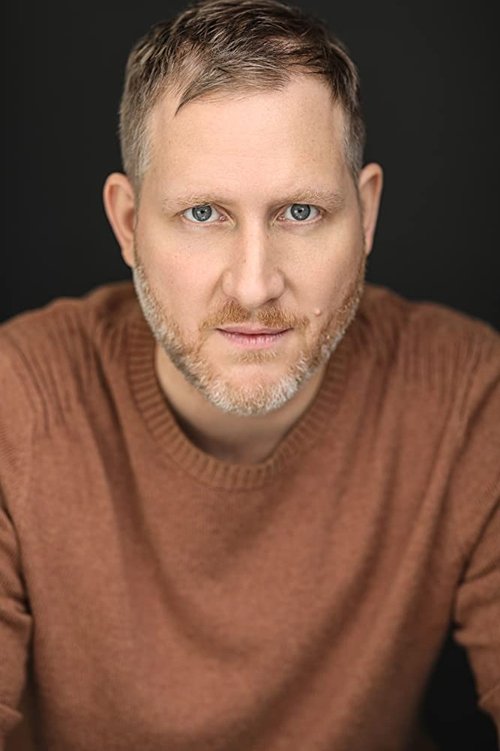 Kevin Hansen as Dabinsky