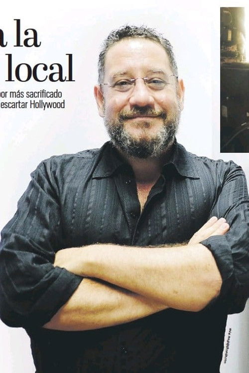 Raúl Marchand Sánchez as TV Station Manager