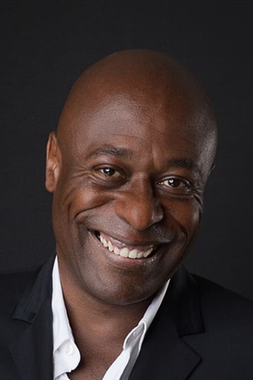 Bruno Henry as Le Messager