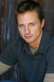 Steven Petrarca as Joel