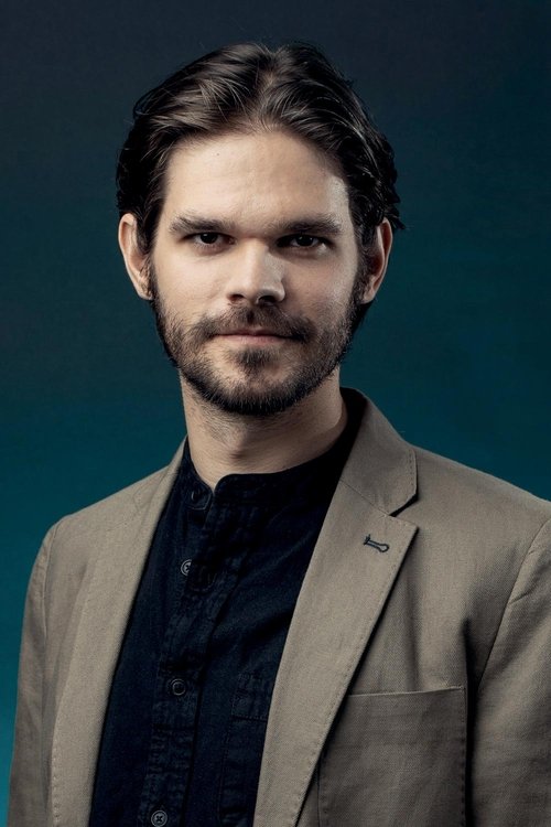 János Gergely Tóth as Marci