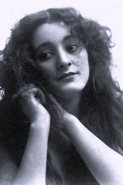 Eulalie Jensen as Louise Carpenter