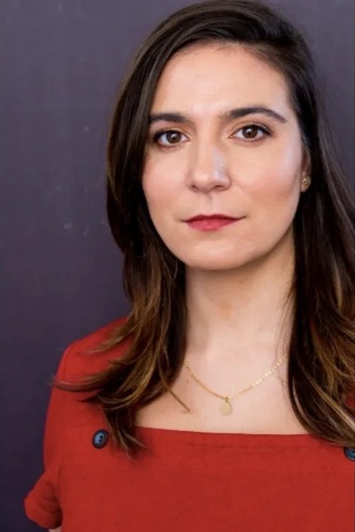 Hari Leigh as Kirsten