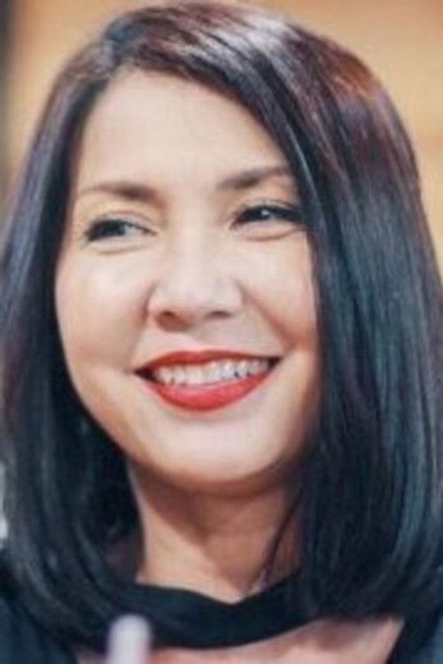 Parichat Praihirun as Wanphen [Chitjan's mother]