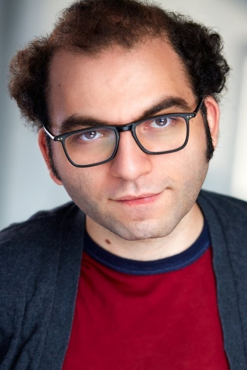 David Bluvband as Scott