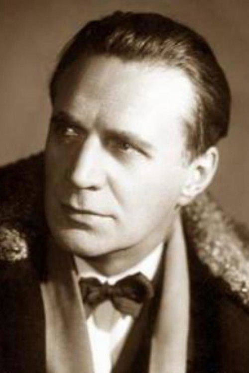 Ivan Bersenev as Josip Broz Tito