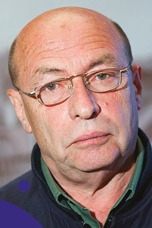 Aleksandr Borodyanskiy as учитель-турист