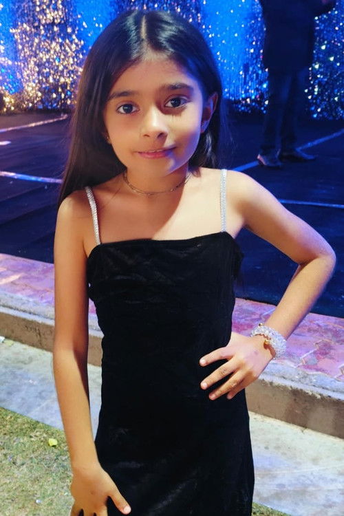 Gunja Javani as Jimmy Daughter/Young Mama