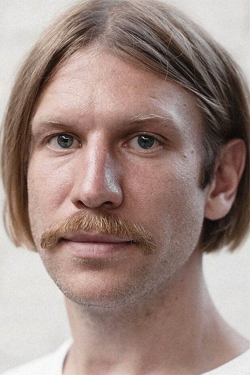 Ivan Dorn as Костя Потехин