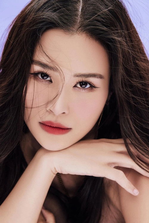 Đông Nhi as Self - Mentor