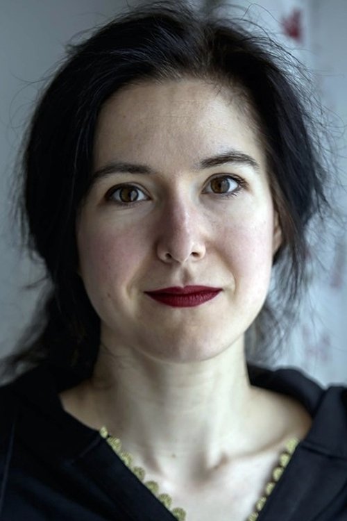 Heidi-Éva Clavier as Nadia