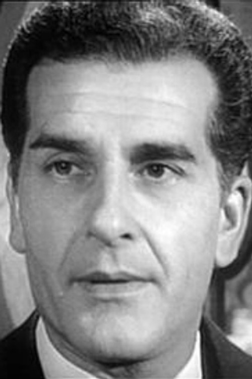 Max Amyl as Silvestro