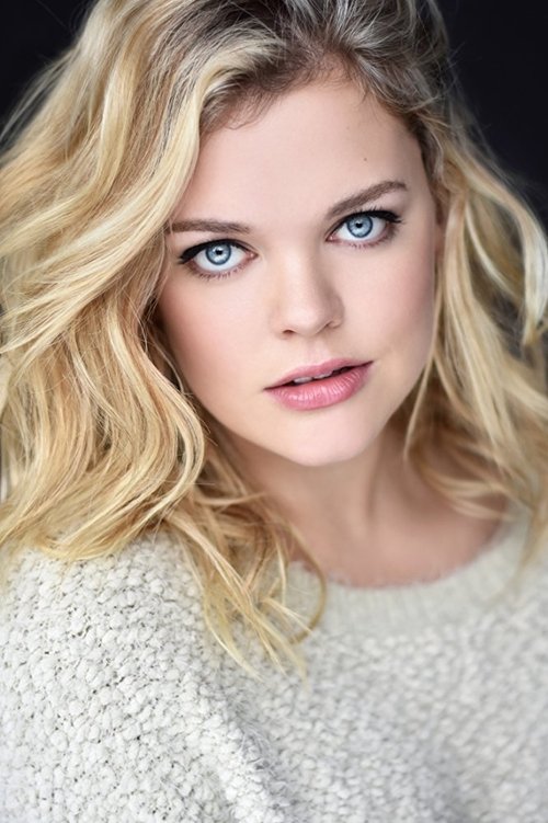 Georgia Bradner as Theresa