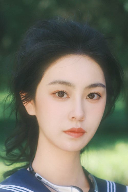 Zhou Ruirui as Tang Shishi