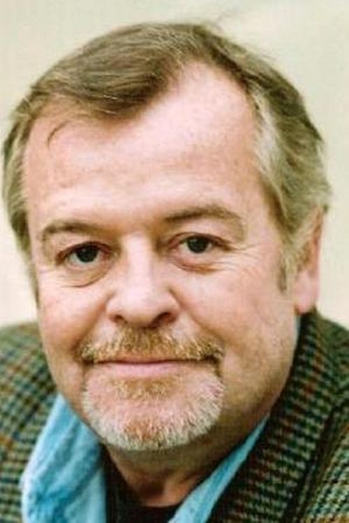 Sylvain Green as Un comédien théâtre