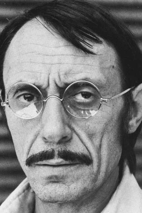 Gengher Gatti as Parking Attendant