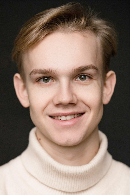 Vladislav Miller as Павел