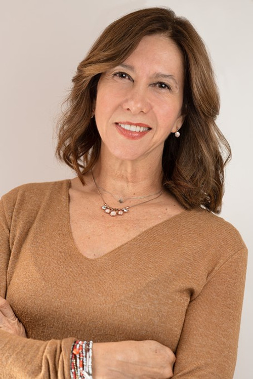 Carmenza Cossio as Alicia