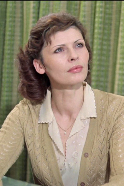 Sigrid Göhler as Leutnant Vera Arndt