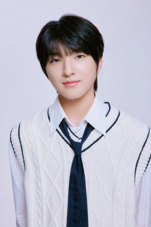 Eiji Ito as Self - Contestant