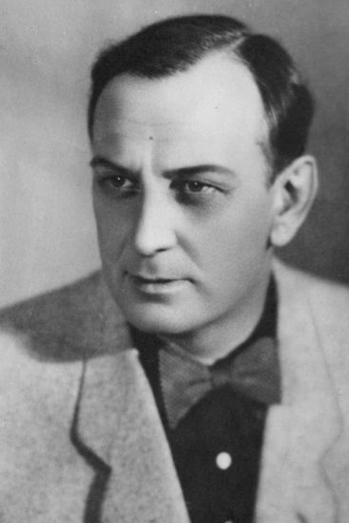 Mikhail Belousov as Chief of Rescue Staff