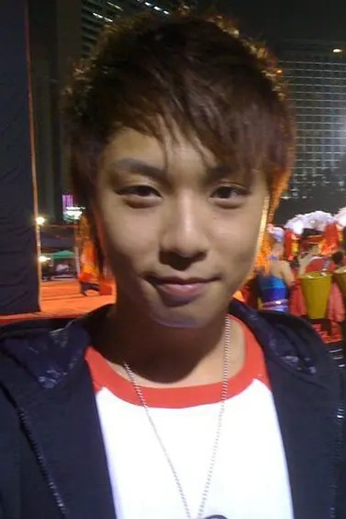 Gary Cheng Ka-Wai as Roberto