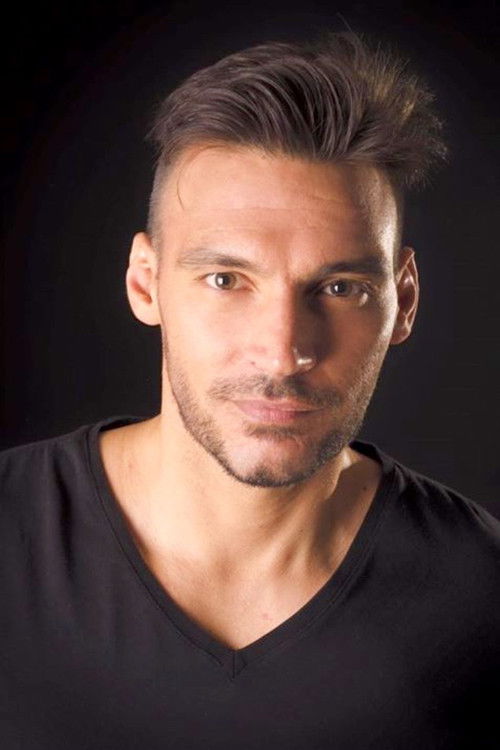 César Oliver as Luis