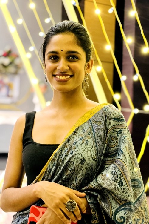 Meenakshi Jayan as Prabha - Room Mate