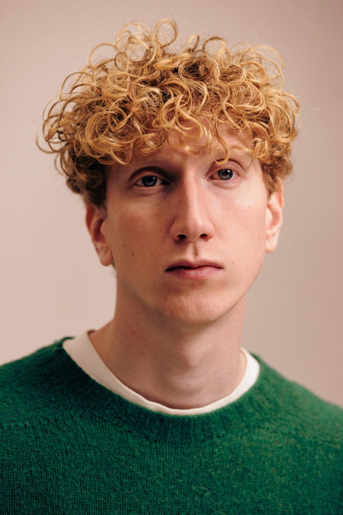 Philip Helgar as Fredrik