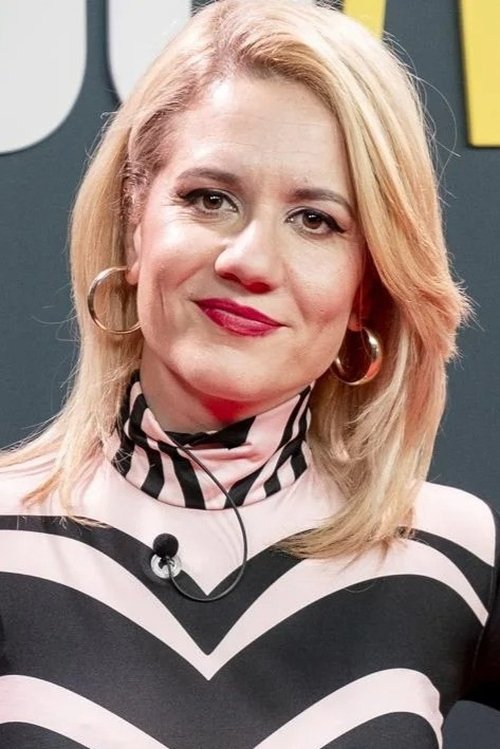 Henar Álvarez as Self - Host