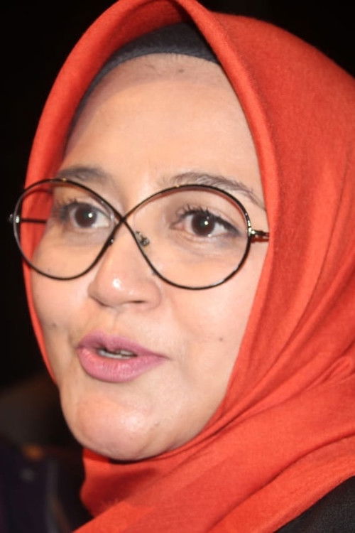 Novia Kolopaking as Emak