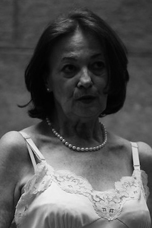 Marthe Turgeon as Invitée au dîner