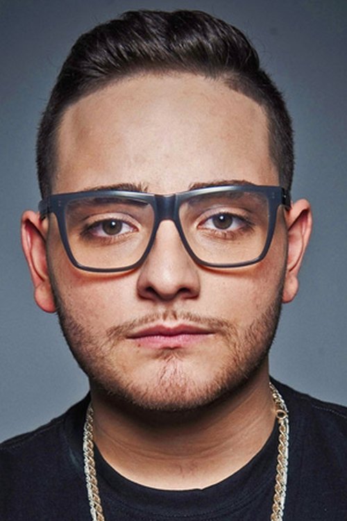 Rocco Hunt as Luca Pagliarulo