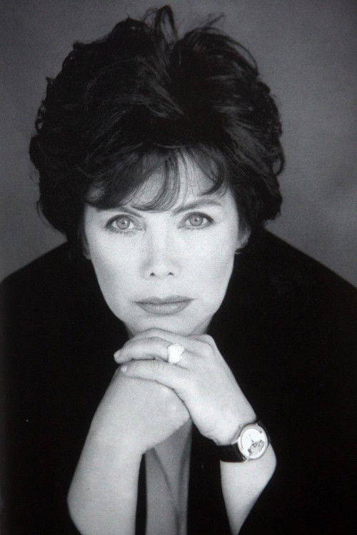 Isabel Pisano as Eva