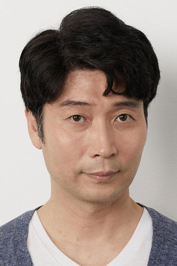 Go Gyeong-man as Ki-bong