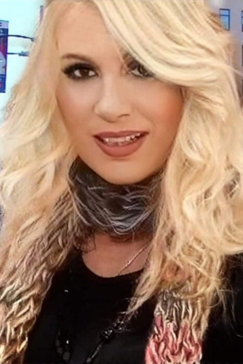 Marianna Kastania as 