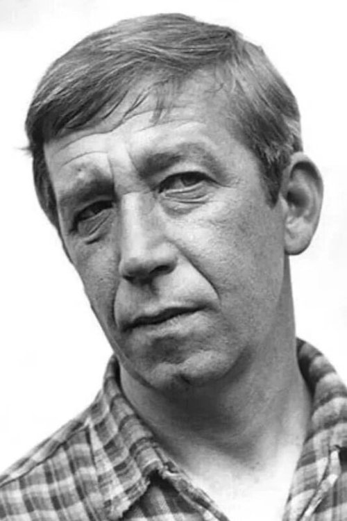 Boryslav Brondukov as Inspector Lestrade