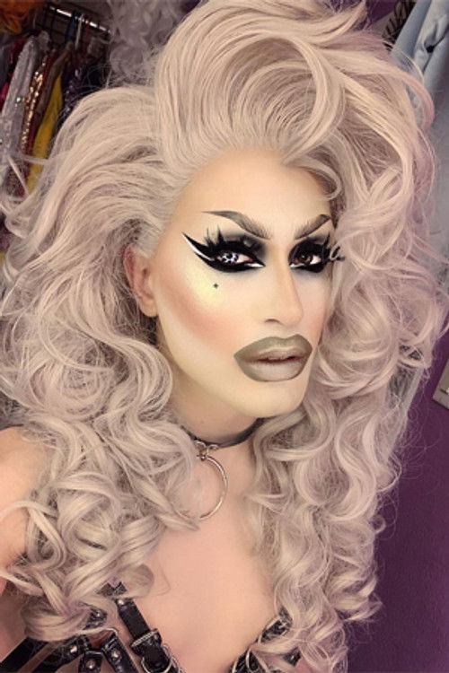 Victoria Elizabeth Black as Self - Contestant