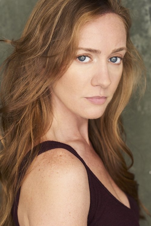 Alexis Moeller as Lucy Royal