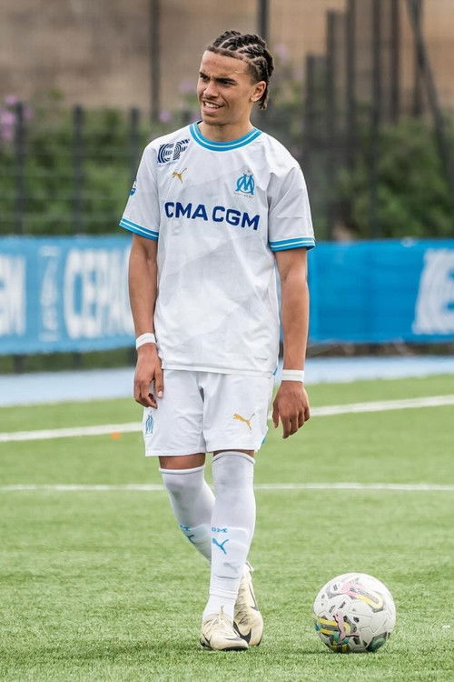 Mathis Clement as Self