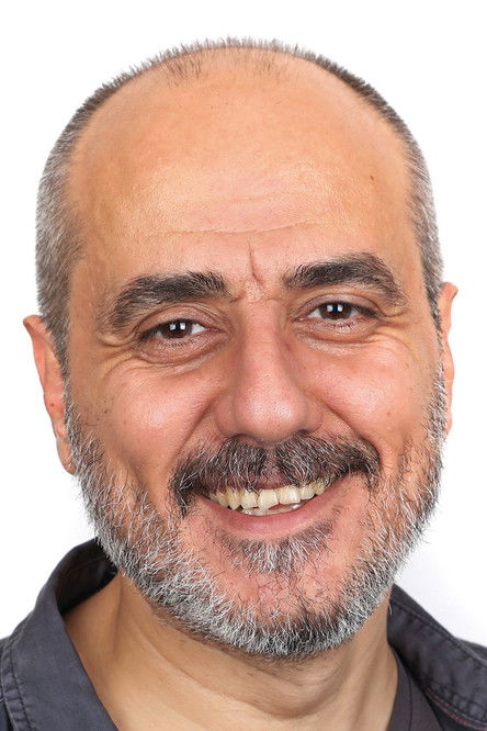 Yiğit Sertdemir as Alp