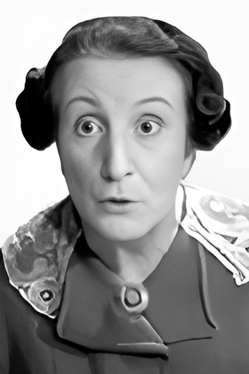 Drusilla Wills as Bessie's Dresser